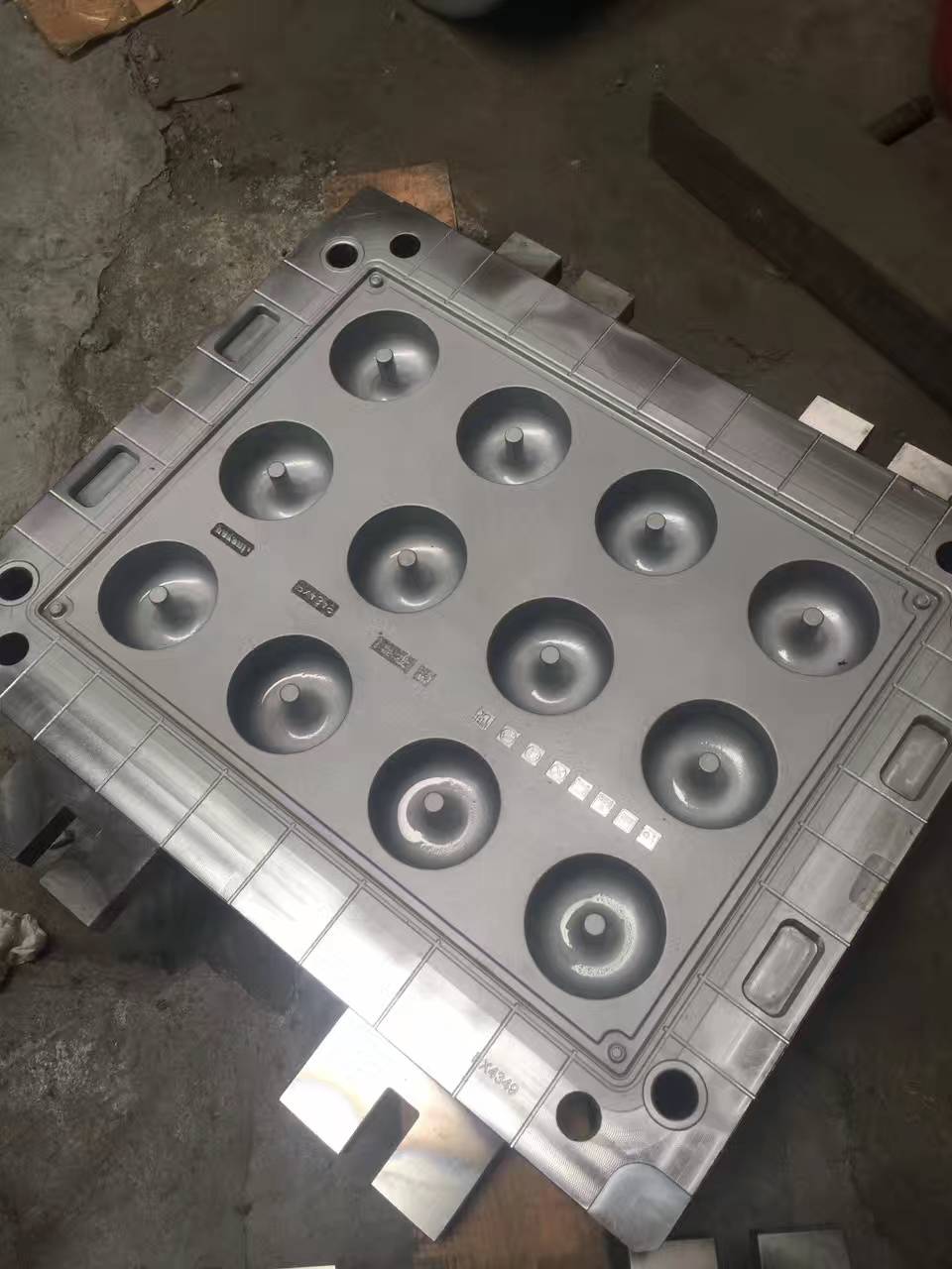 Solid Silicone Compression Mold